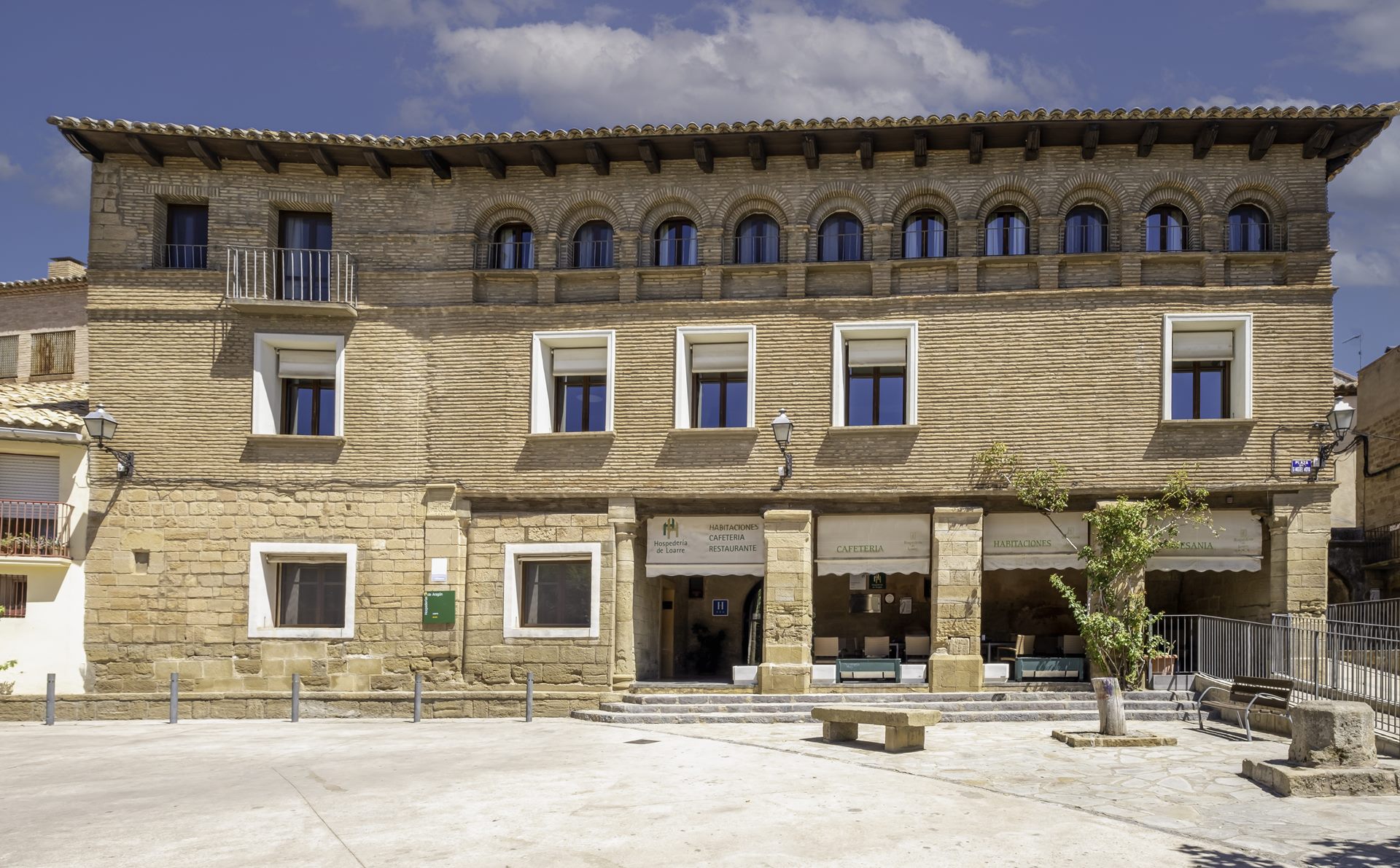 Hospedería de Loarre - fachada