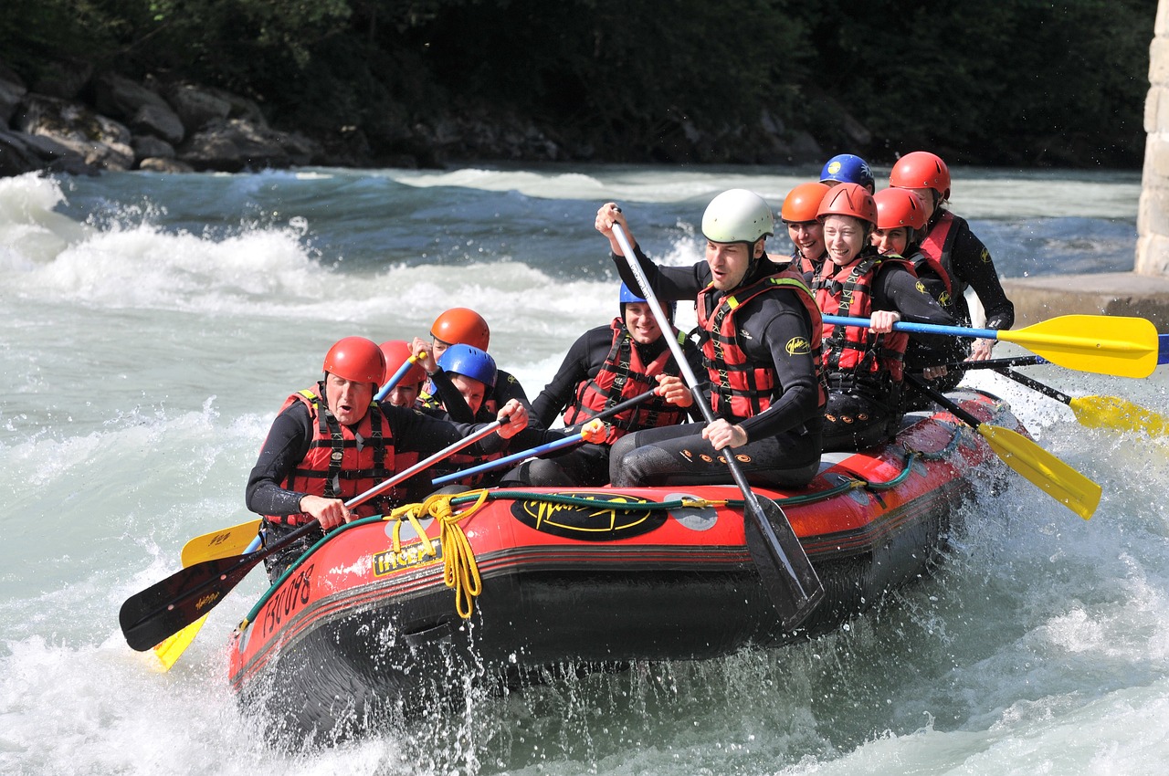 rafting-293542_1280 (1)